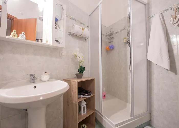 Starry Rome Guest House